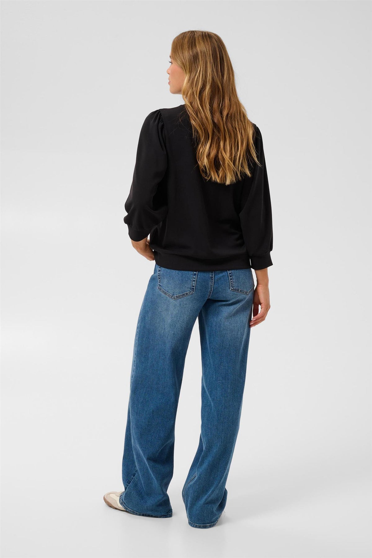 Kaannie Sweatshirt
