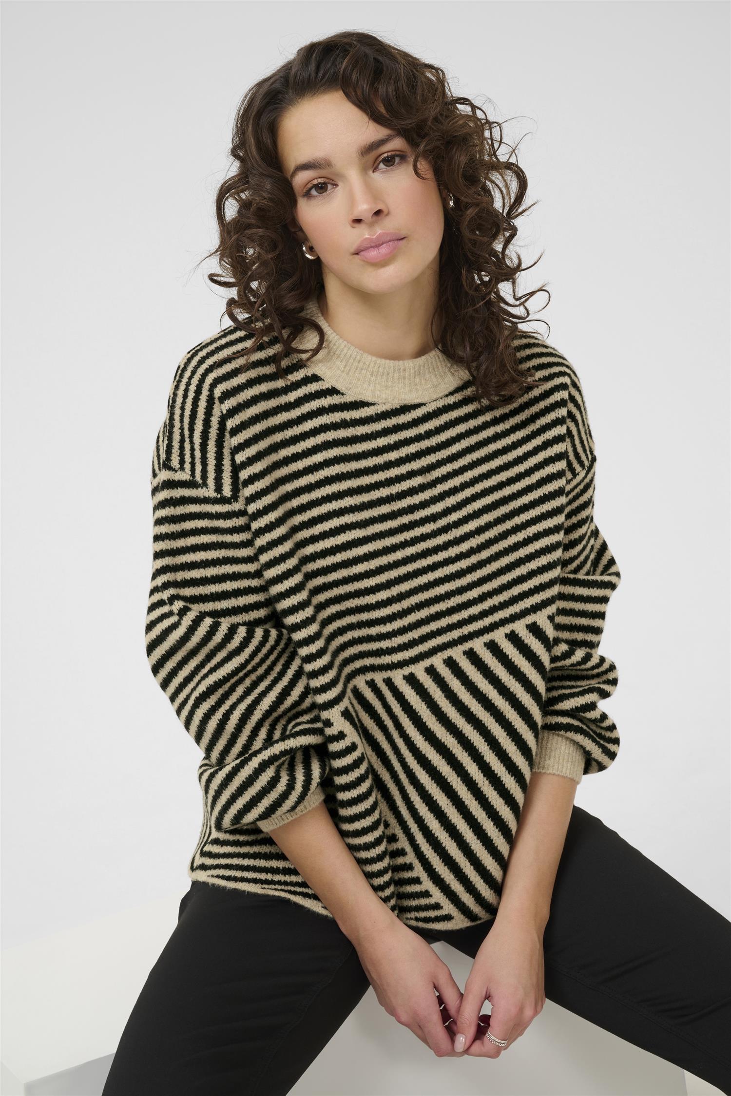 Kaverana Knit Pullover