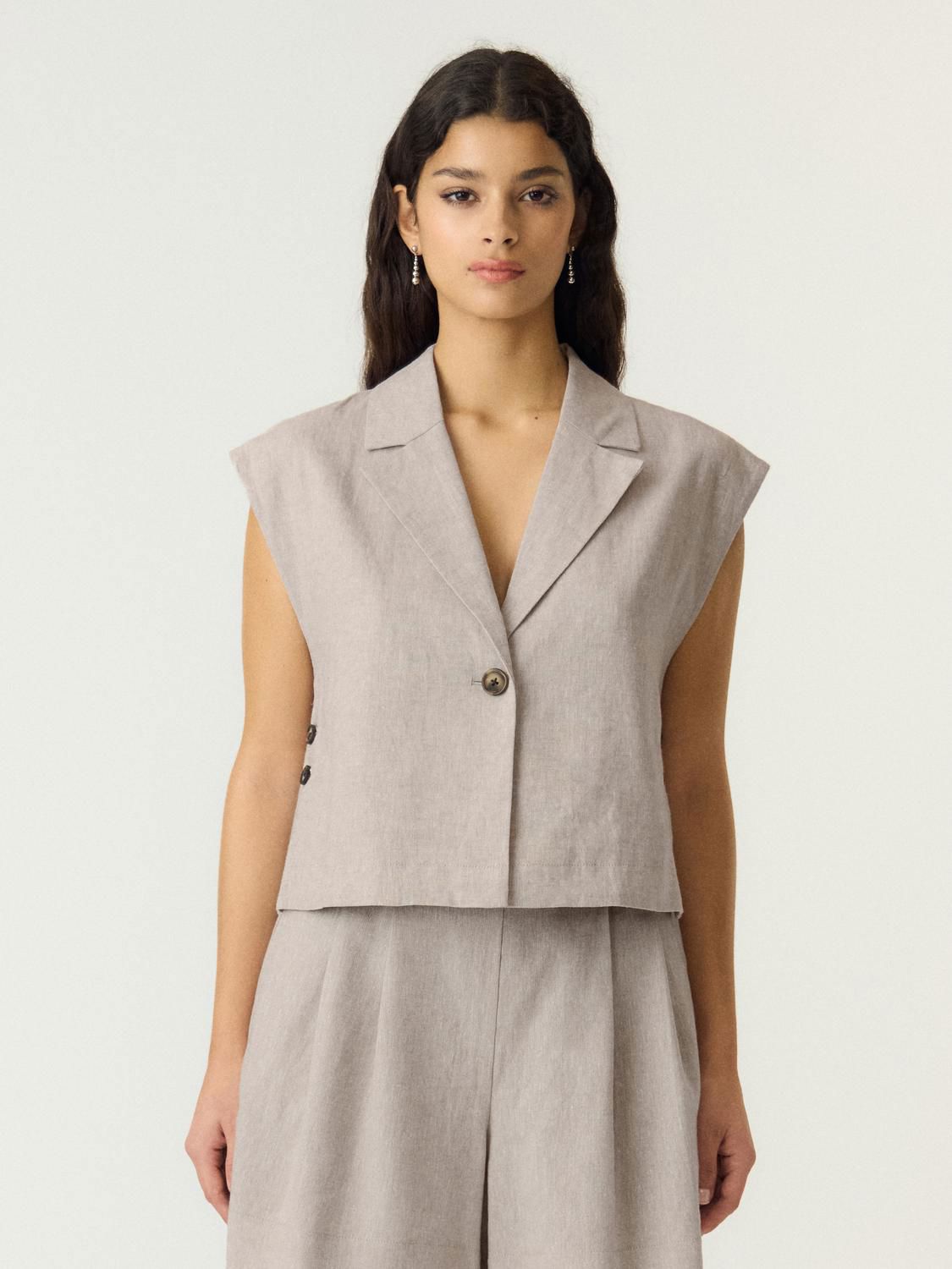 Yasusuma Short Linen Blend Waistcoat