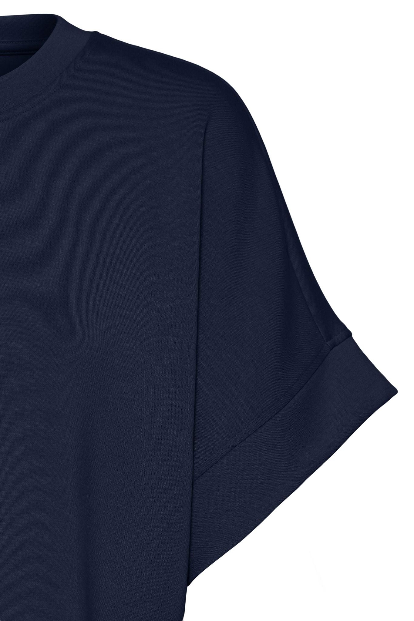 Fraurora Tee 5