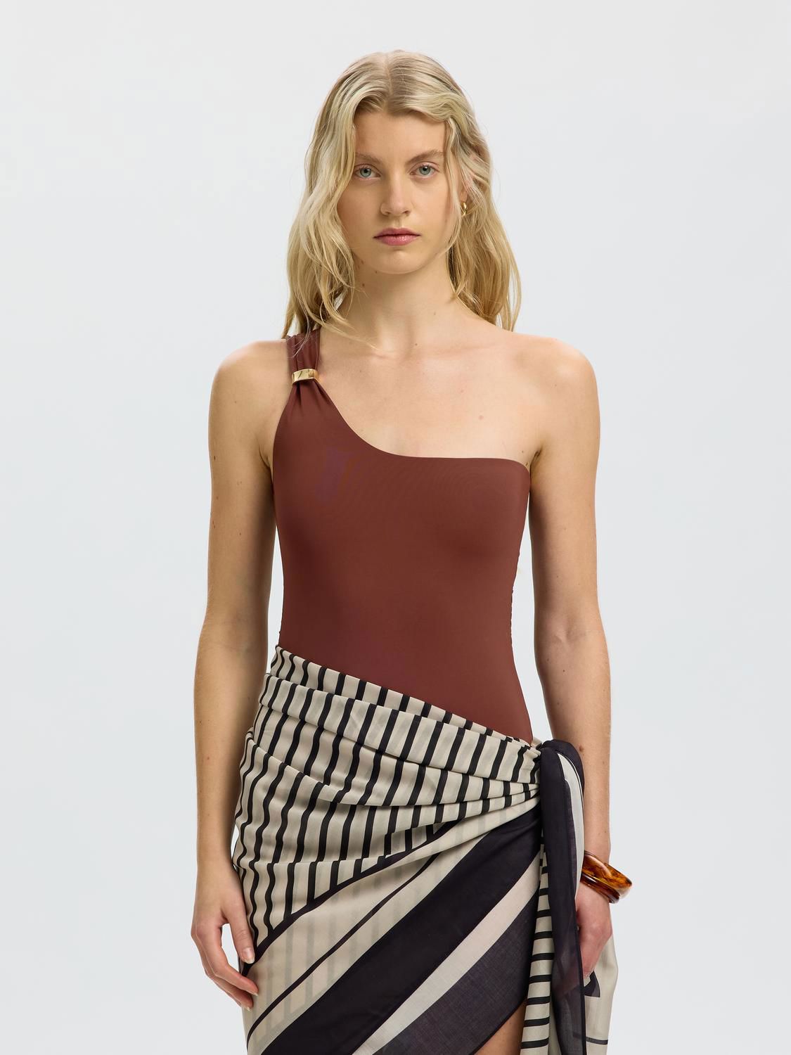Slfbari One Shoulder Swimsuit