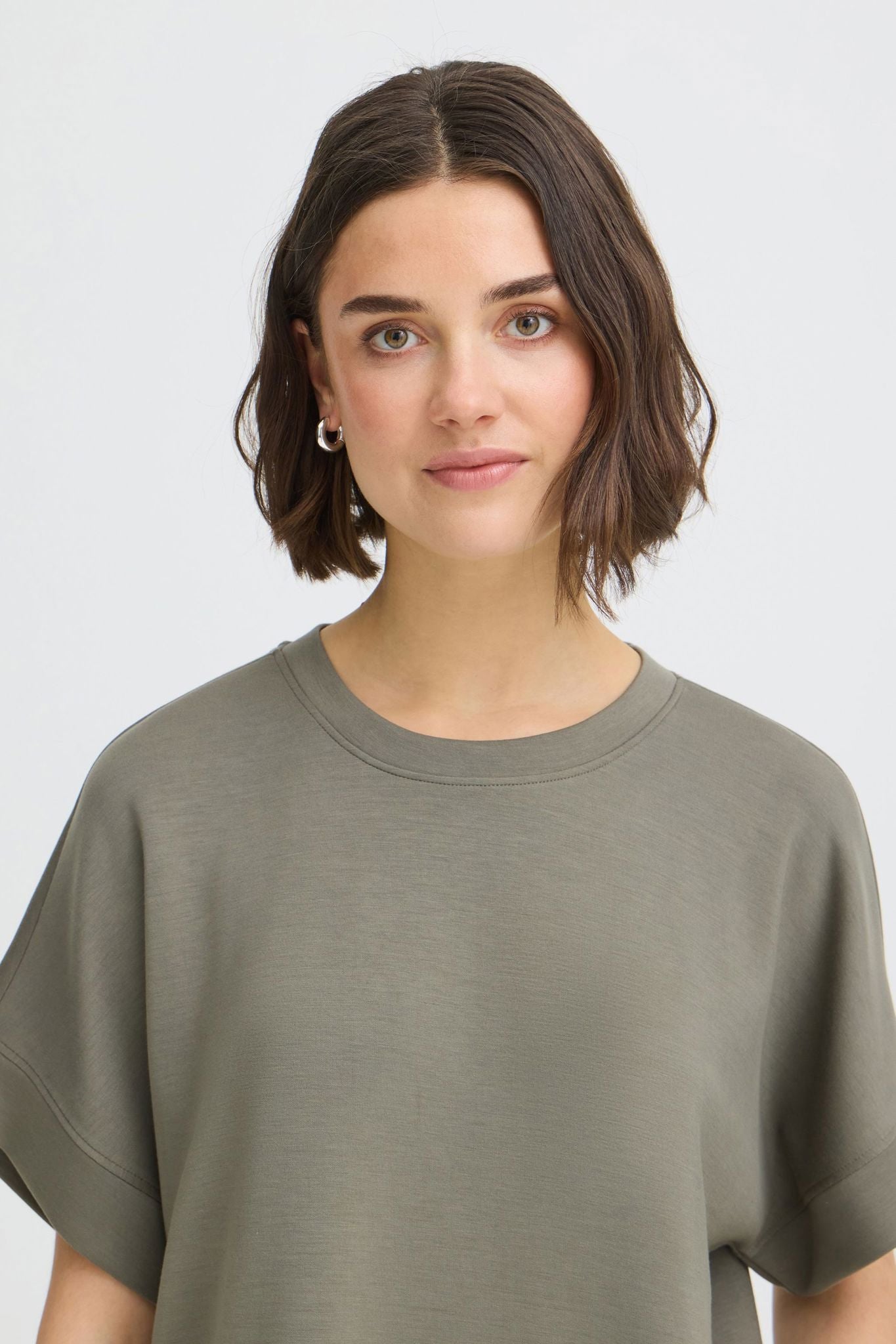 Fraurora Tee 5