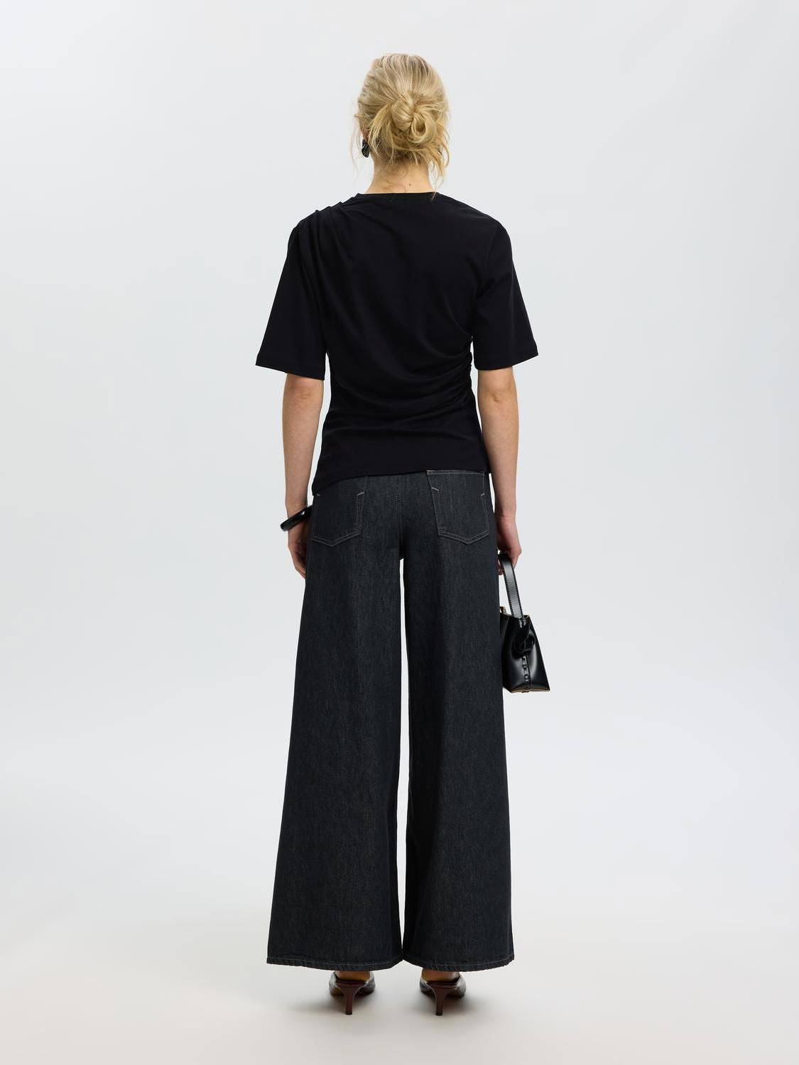 Slwtaj Light Twist Tee Noos
