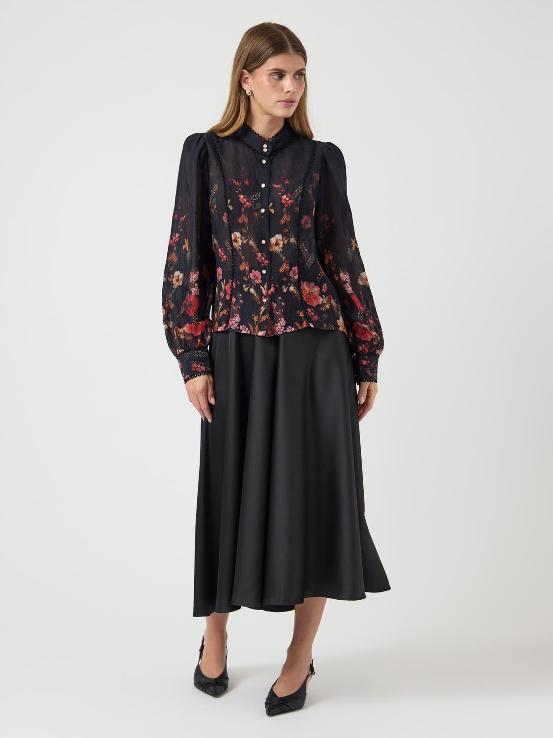 Yasromantica Ls Shirt - Show