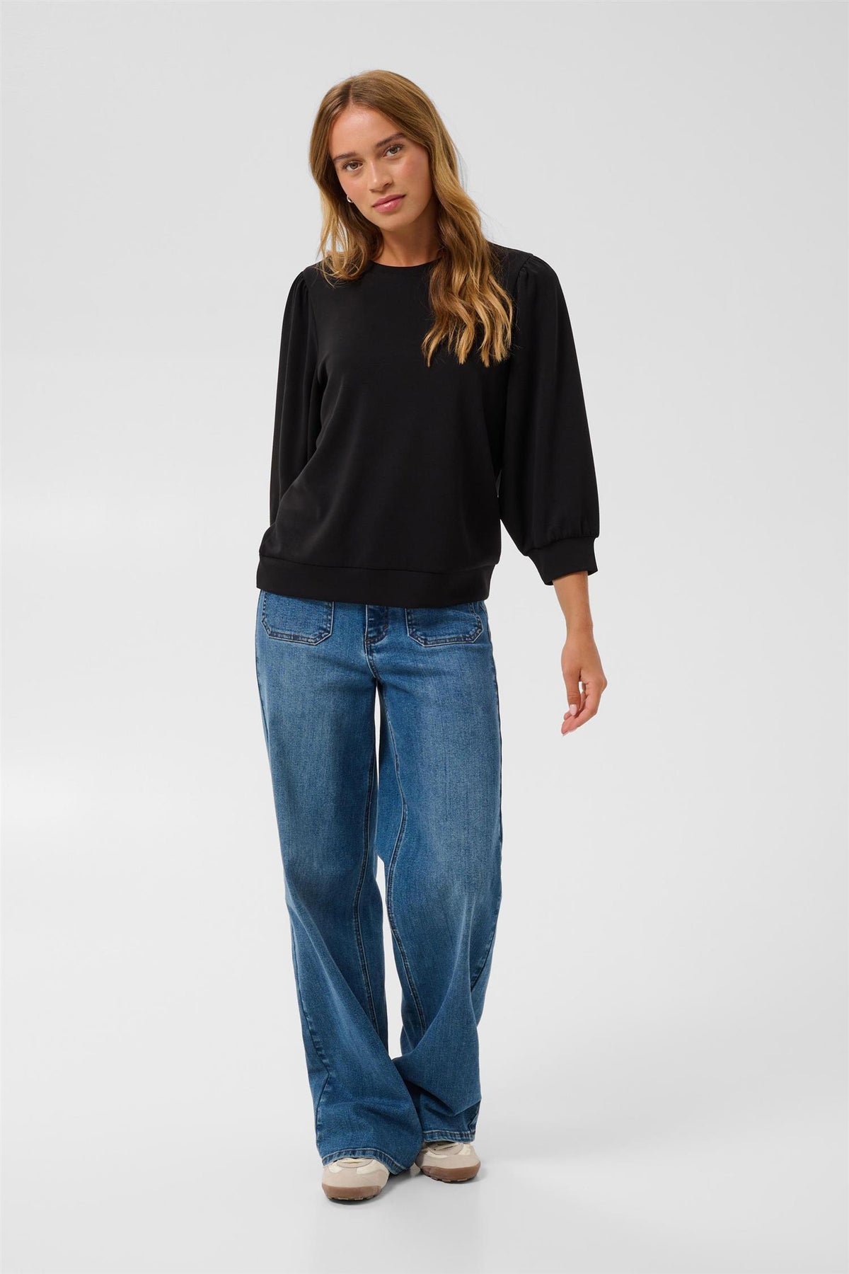 Kaannie Sweatshirt