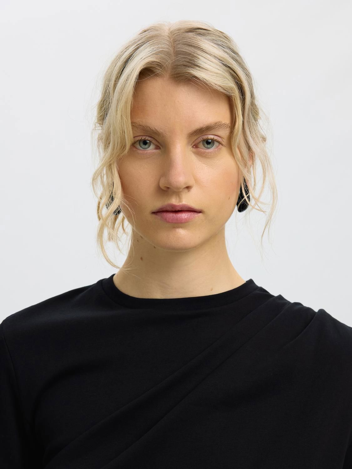 Slwtaj Light Twist Tee Noos
