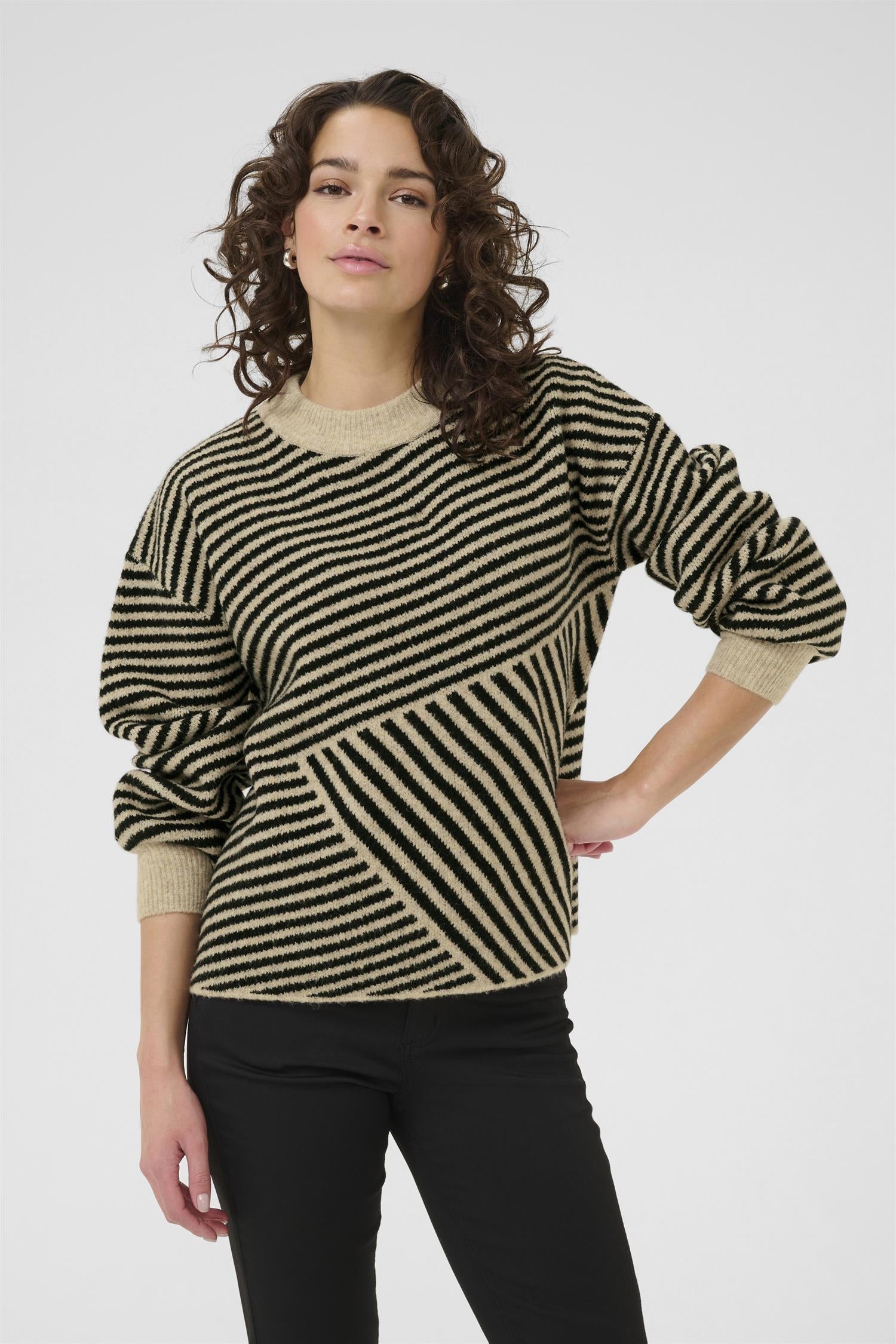 Kaverana Knit Pullover