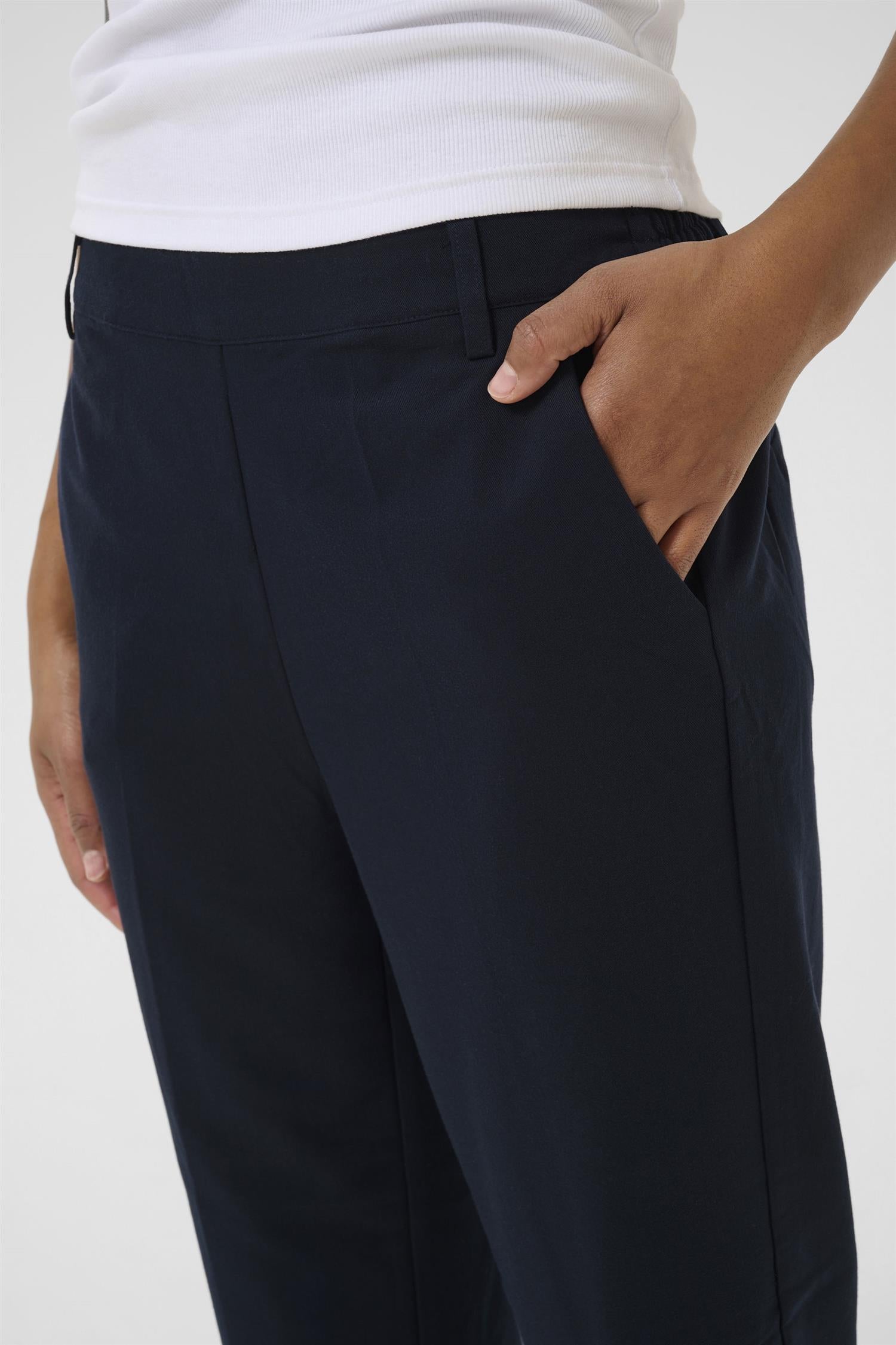 Kasakura Hw Cropped Pants