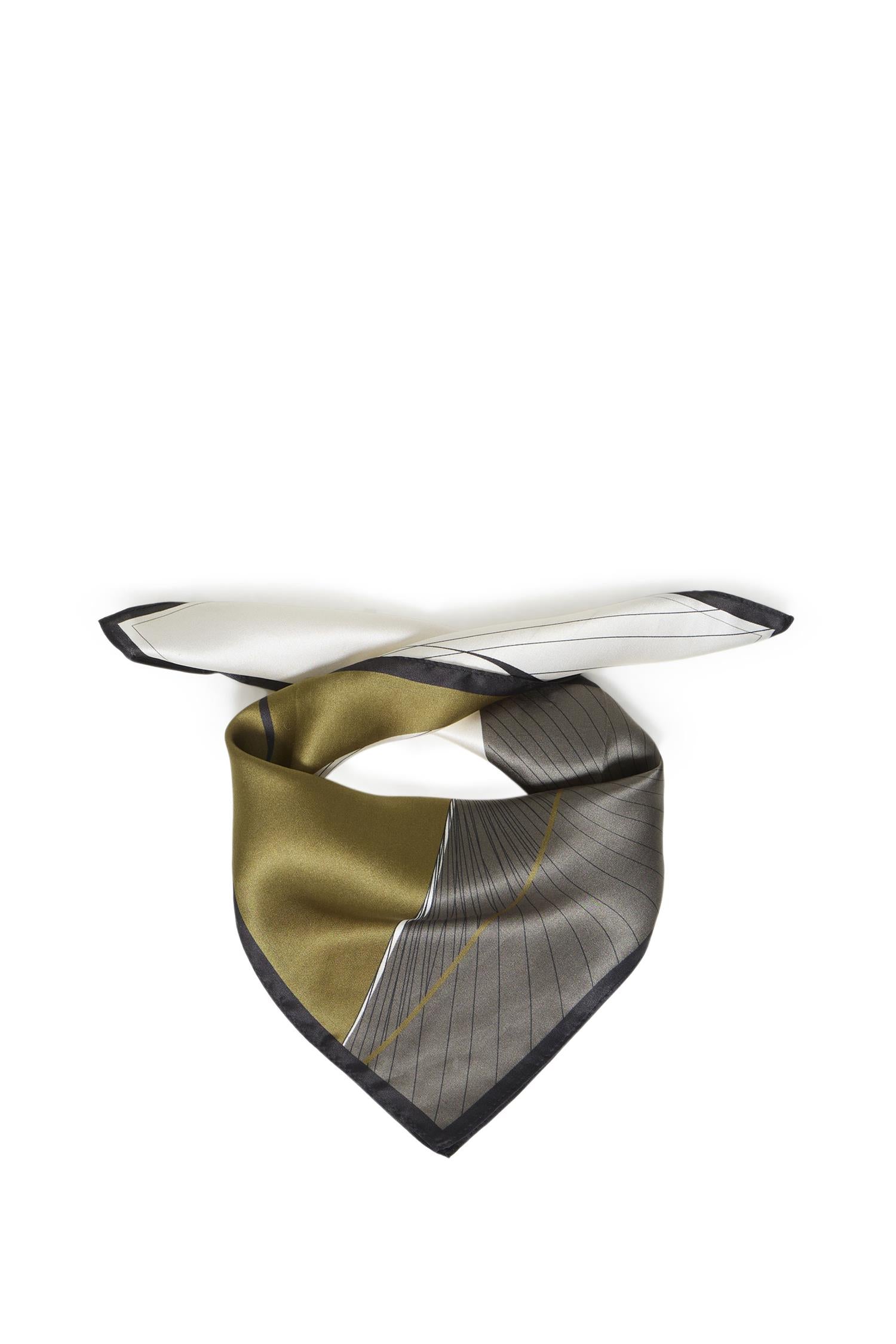 Frsilla Scarf