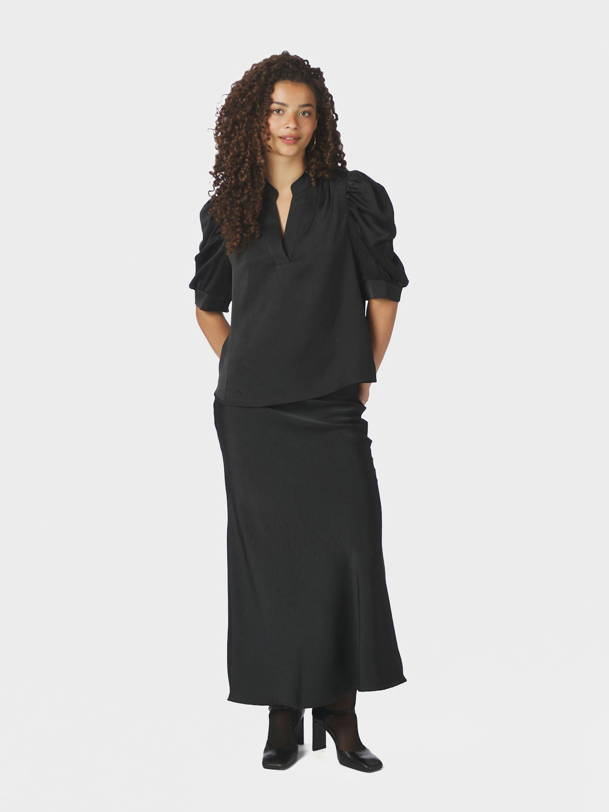 Vicky Heavy Sateen Skirt