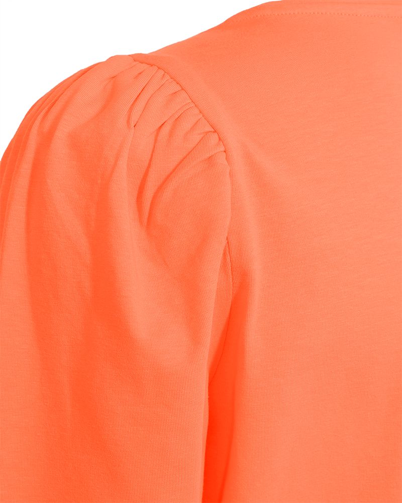 Fqfenja-Tee-Puff