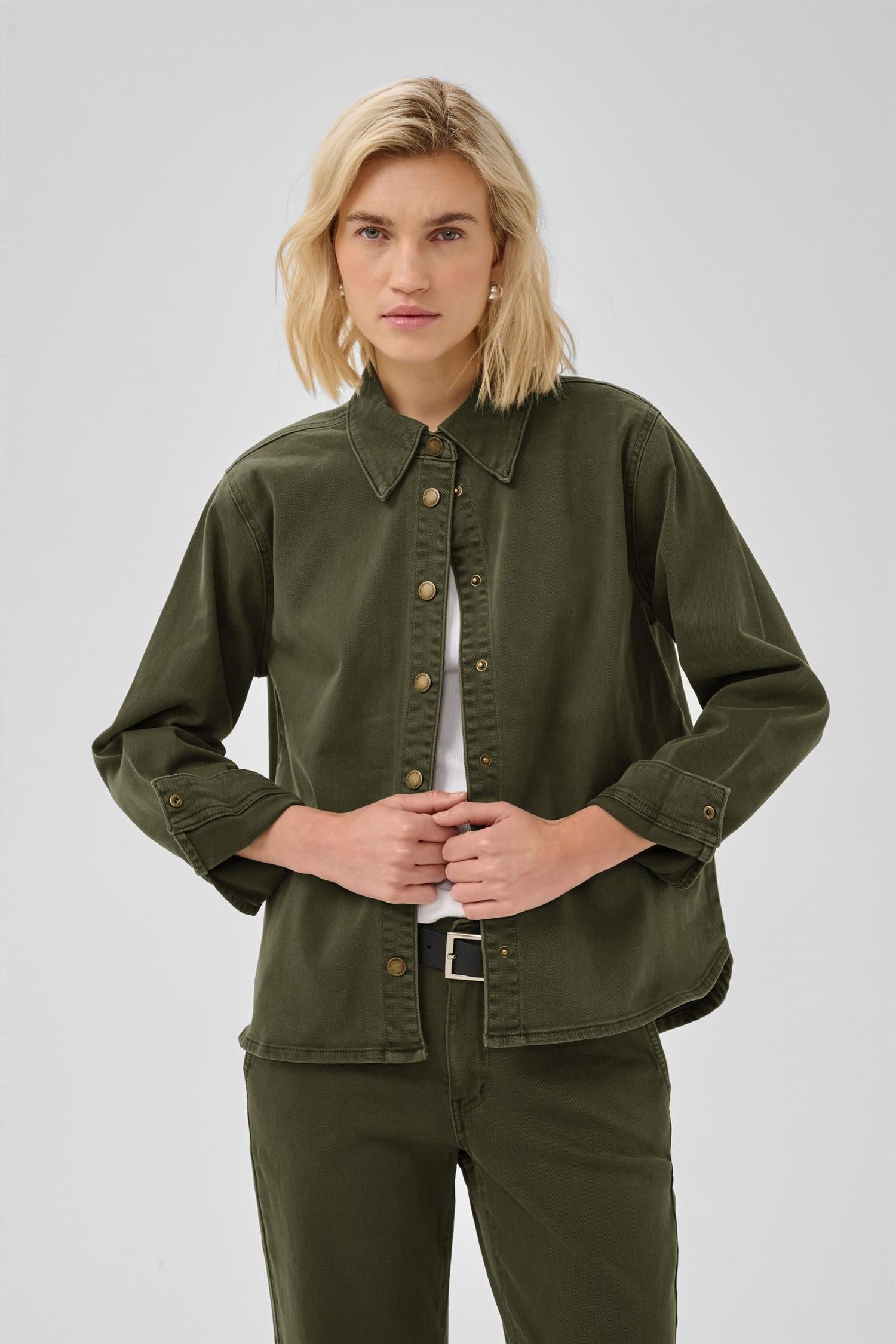 Mwlinn Sofia 149 Shirt