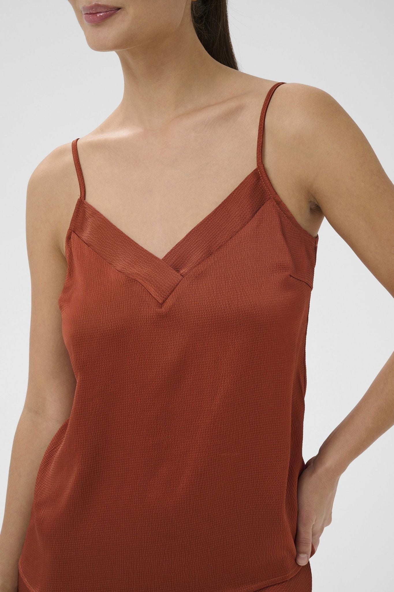 Kalotte Strap Top