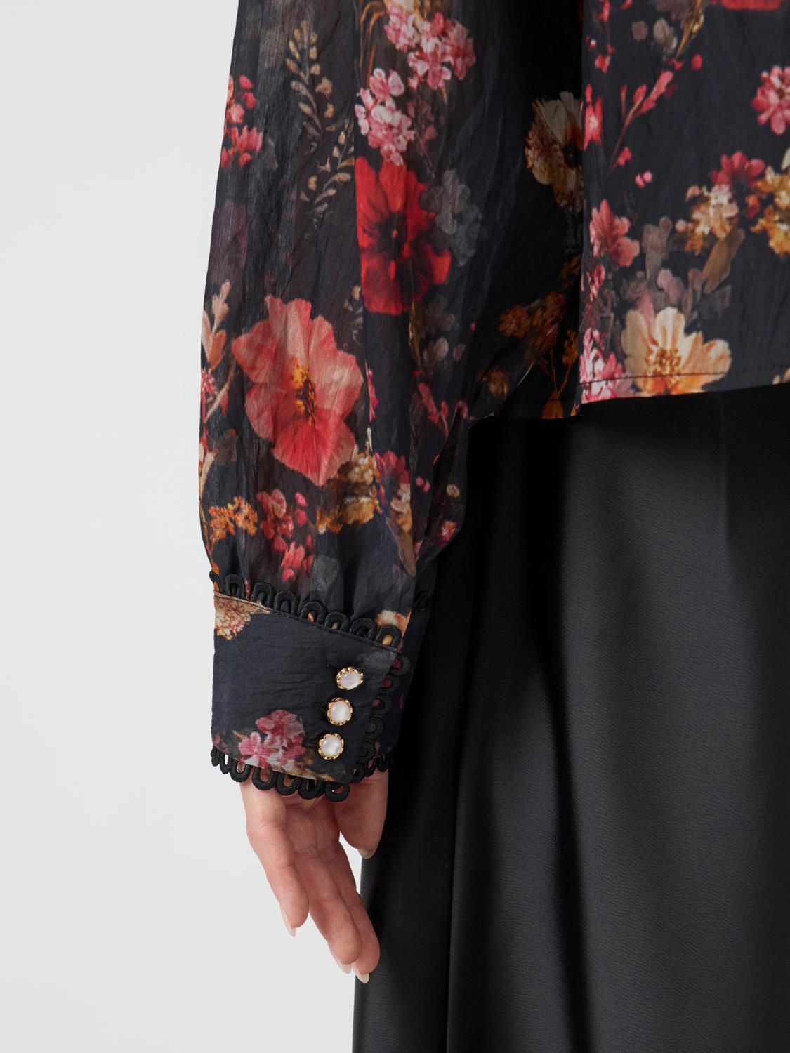 Yasromantica Ls Shirt - Show