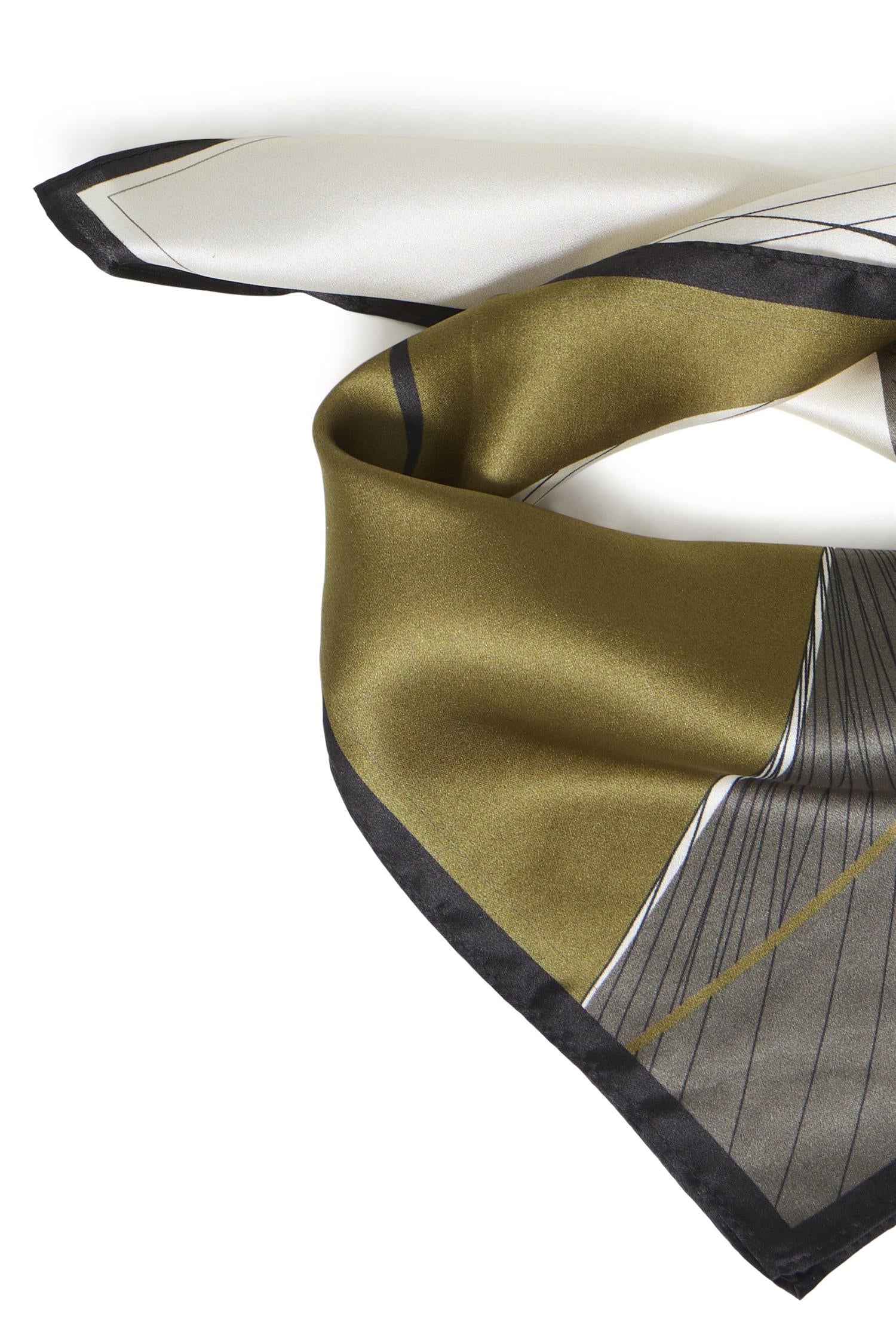 Frsilla Scarf